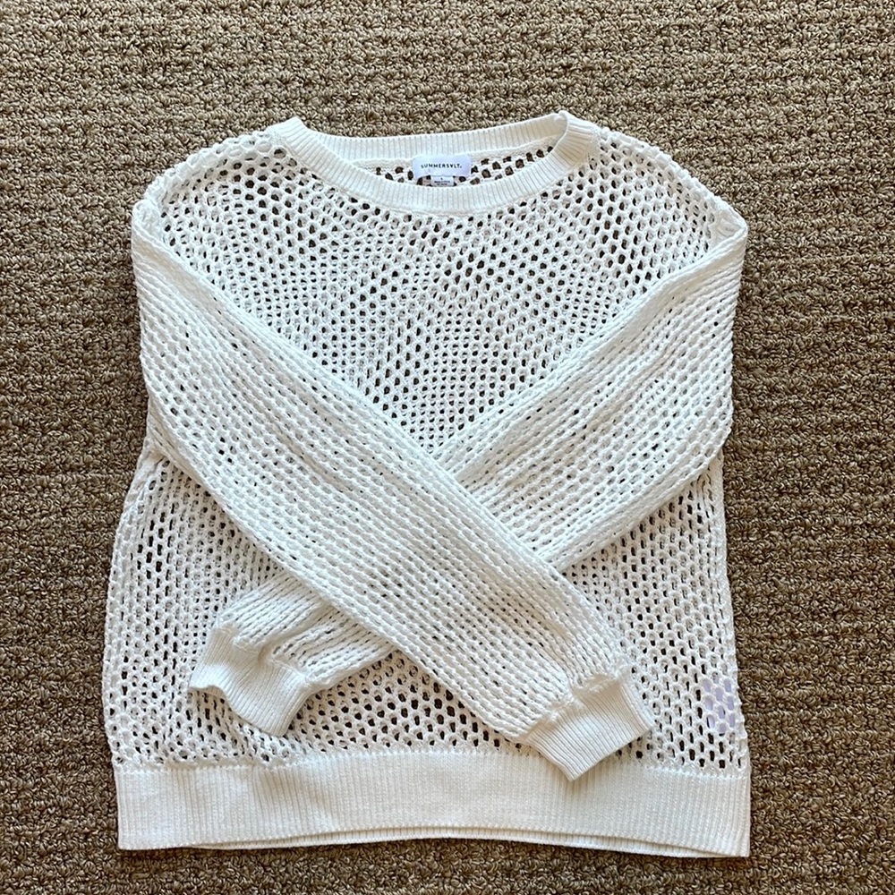 Summersalt white sweater never worn!!